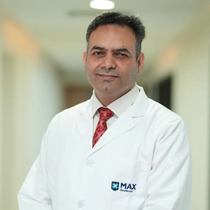 Dr. Dinesh Rattnani