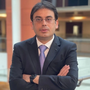 Dr. Vikas Dua