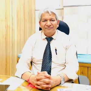 Dr. Manoj Tayal